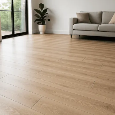 Navigating Laminate Flooring Options in Seattle: Costs and Contractor Tips